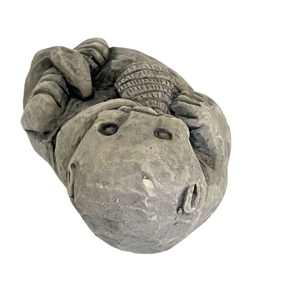 Sea Otter Alaska Glacial Ice Age Sculpture Floating Ocean Sea Shell Handcrafted - Picture 5 of 9